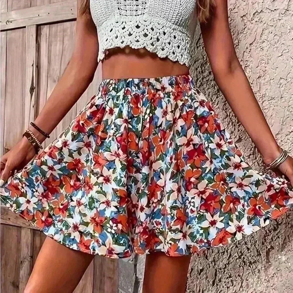 Floral Print Elastic Waist Ruffled Hem Shorts Size L - Picture 1 of 7